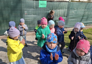 Udział w konkursie Bielańskie przedszkolaki maszerują