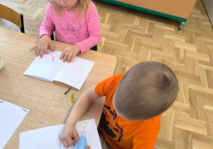 Dzieci tworzą własne książki