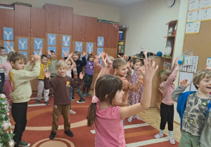 Zajęcia taneczno-ruchowe Roar Dance