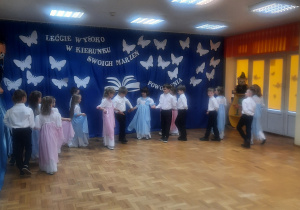 Występ na zakończenie edukacji przedszkolnej