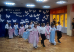 Występ na zakończenie edukacji przedszkolnej