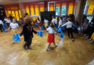 Występ na zakończenie edukacji przedszkolnej