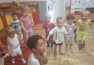 Dzieci podczas zabaw