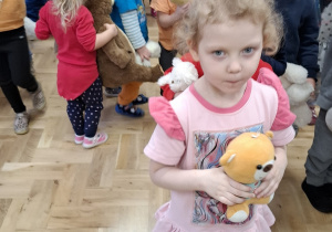 Zabawy z Pluszowym Misiem