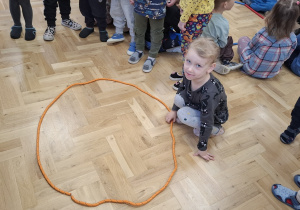 Układanie figur na zajęciach matematycznych